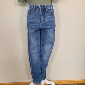 Judy Blue Tummy Control Denim